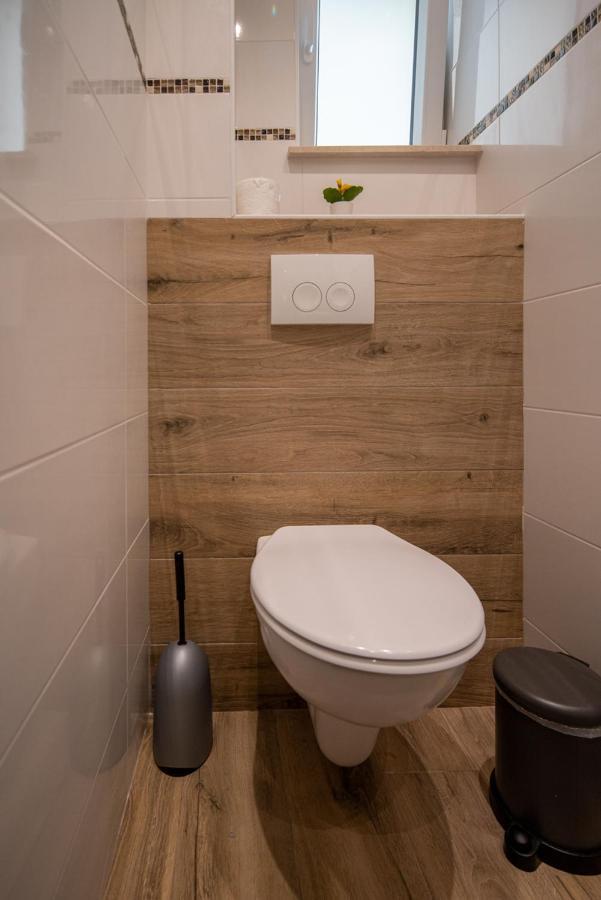 Apartmani Mara Pakoštane Buitenkant foto